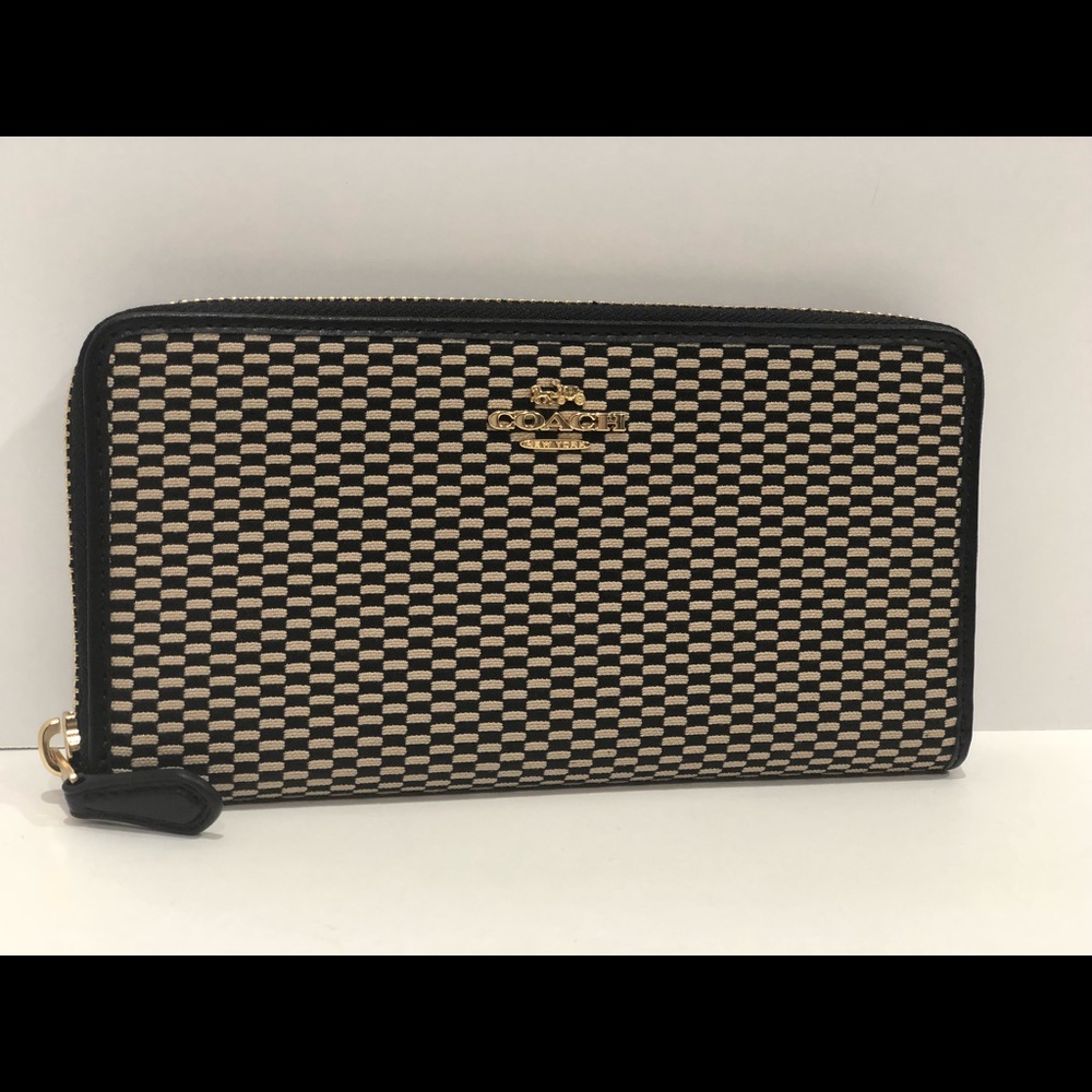 Coach Legacy Jacquard Accordion Zip Clutch Wallet